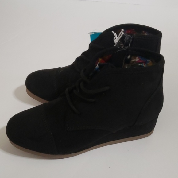 NEW Black Wedge Booties Little Girl Sz 2 & 13 Boot - Picture 4 of 7